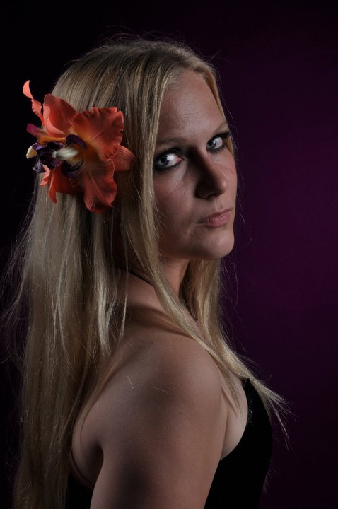 Female model photo shoot of AgnieszkaHej