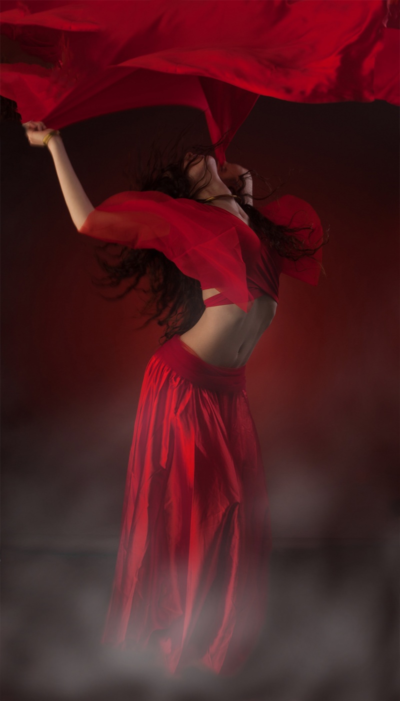 Female model photo shoot of Jasmeen Malhotra