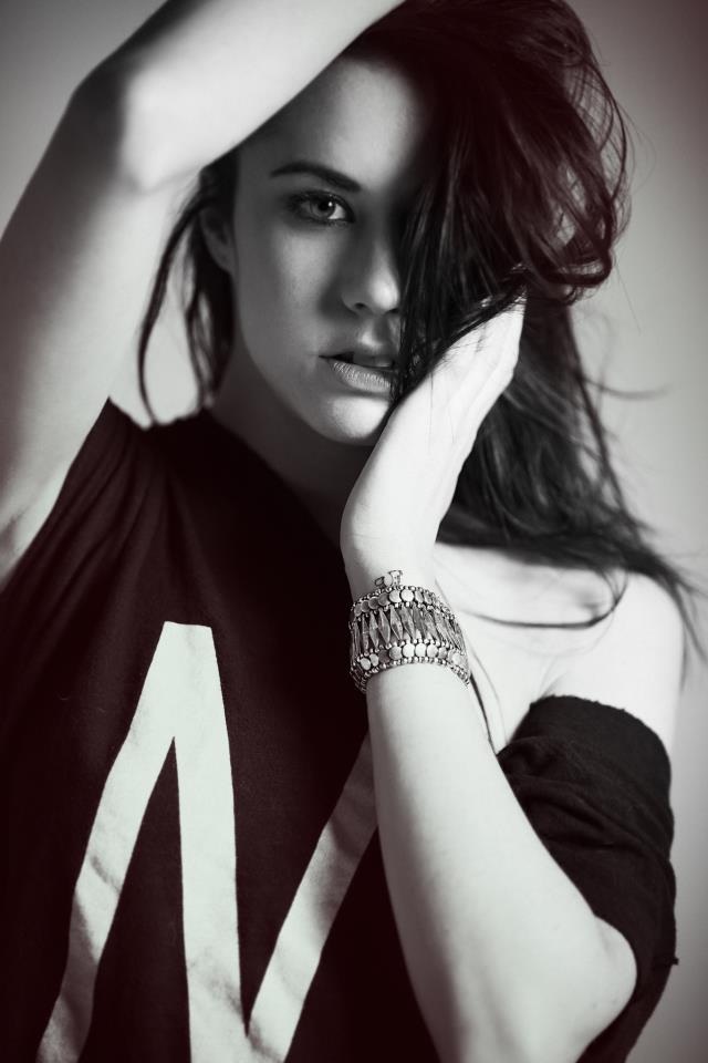 Female model photo shoot of H A N N A H B by Brian Barreto