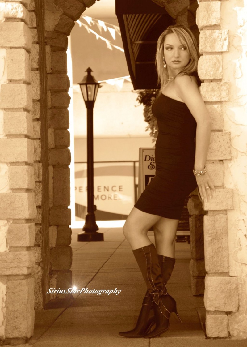 Female model photo shoot of Mary Luna Enderle by Sirius Star Photography in St. Louis, MO