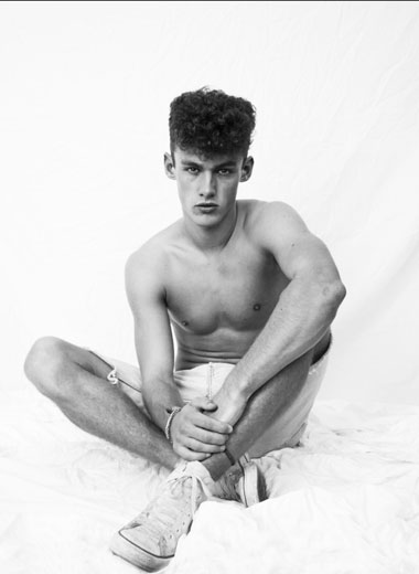 Male model photo shoot of gareth taylor93 in New York