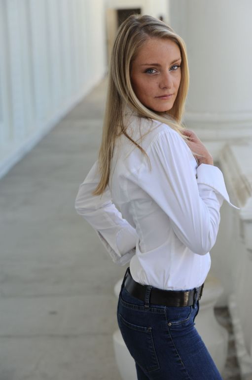 Female model photo shoot of Becca Bond in Los Angeles, CA
