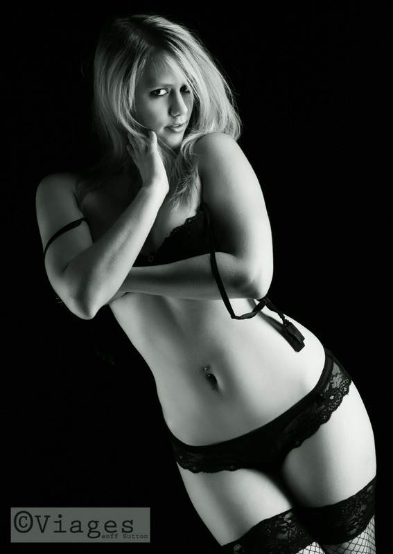 Female model photo shoot of luckylass