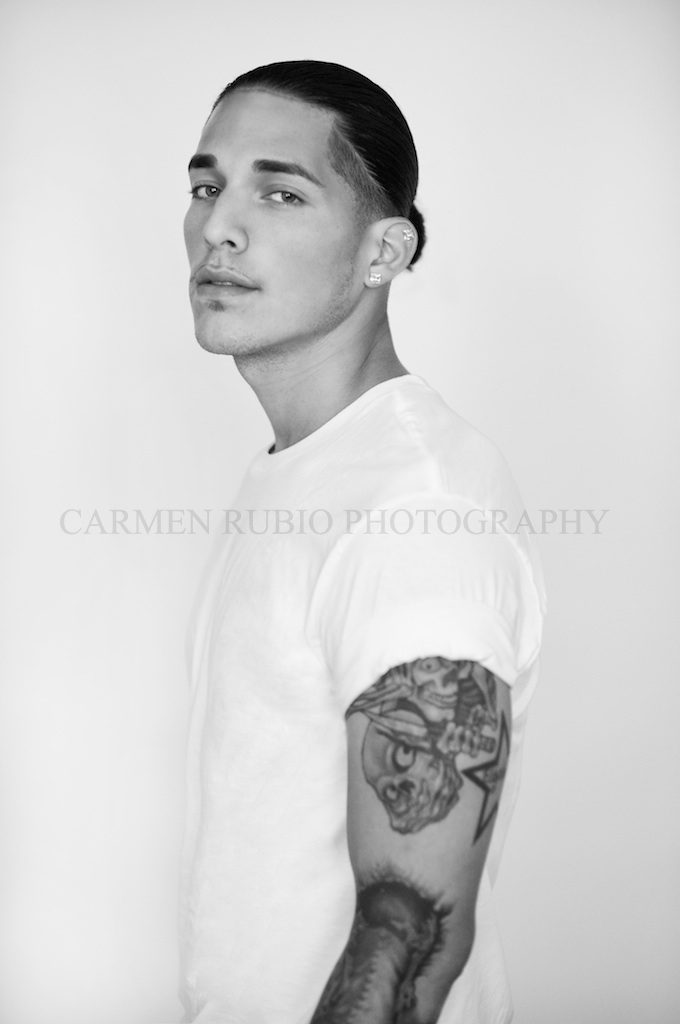 Male model photo shoot of Gerardo s