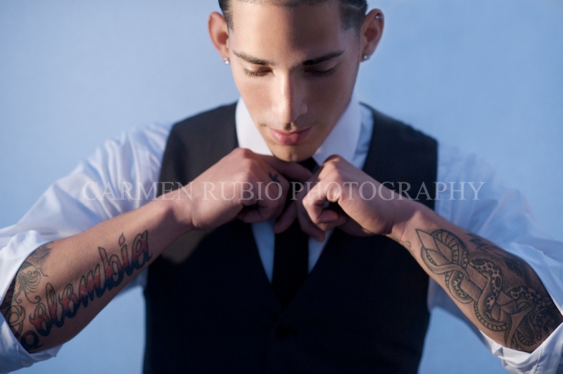 Male model photo shoot of Gerardo s