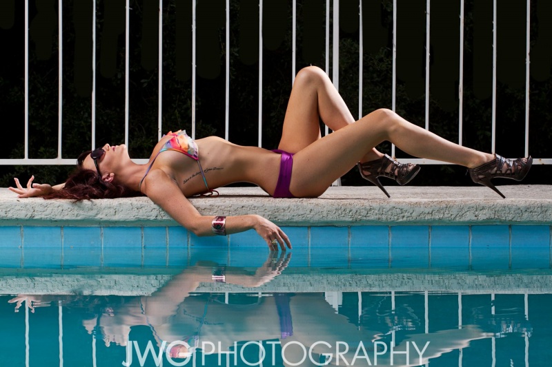 Female model photo shoot of Alexis Allison