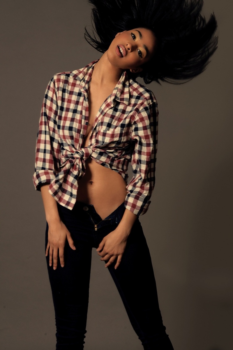 Female model photo shoot of SKiiSOCiAL