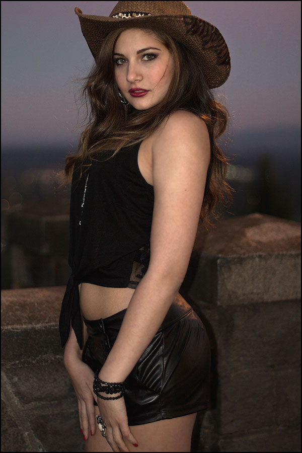 Female model photo shoot of Geidis by RedwoodForest