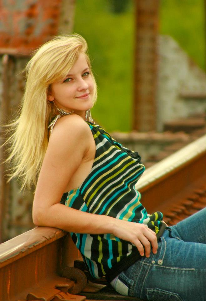 Female model photo shoot of Kylie Dawn Miller in Victoria Texas