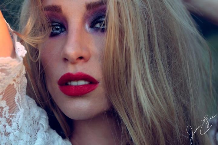 Female model photo shoot of Kristen Leighh