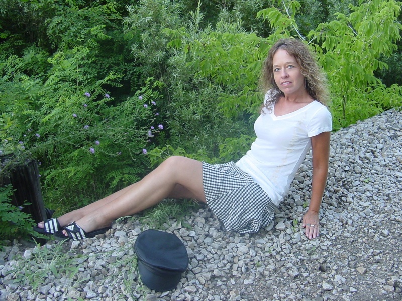 Female model photo shoot of Kristy_rae in Smyrna, MI