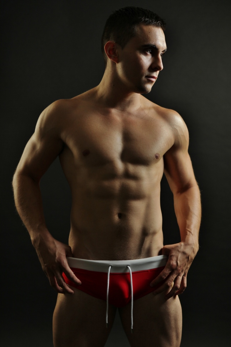 Male model photo shoot of Joey Perry by Nolan Dean Photography