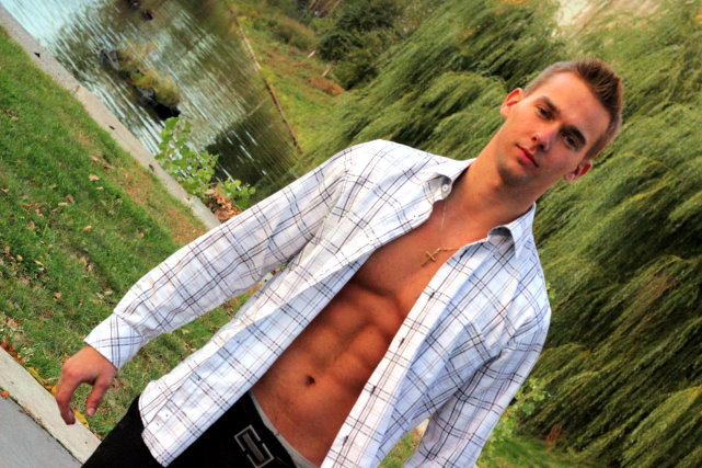 Male model photo shoot of Michael Fitness C in Montreal