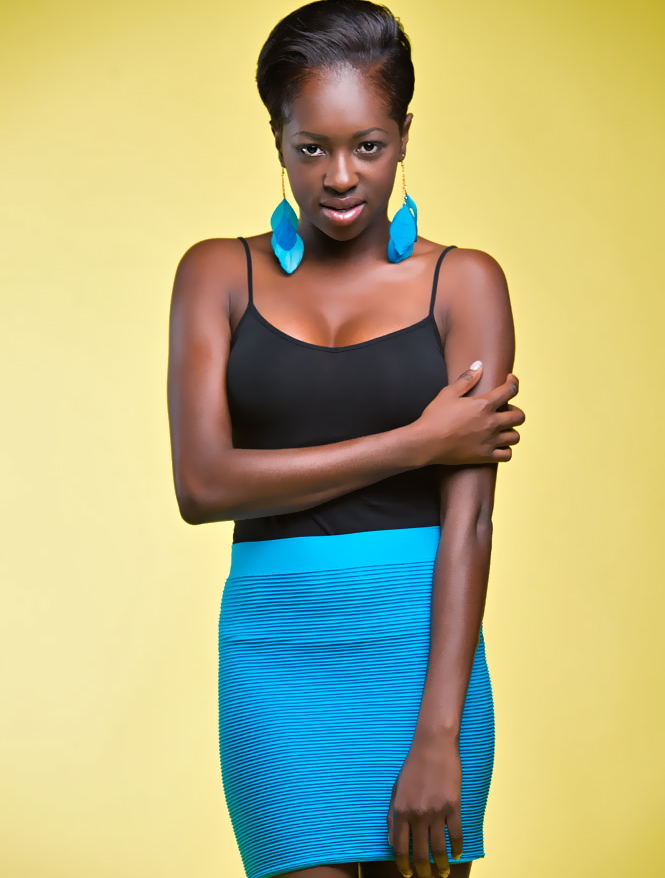 Female model photo shoot of Oumou Diallo