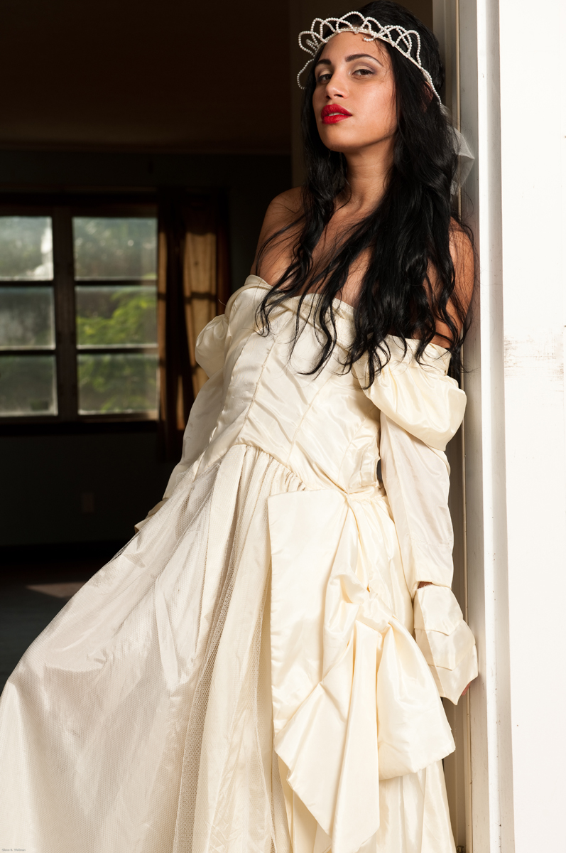 Female model photo shoot of Lexi Sins by Glenn B Wellman