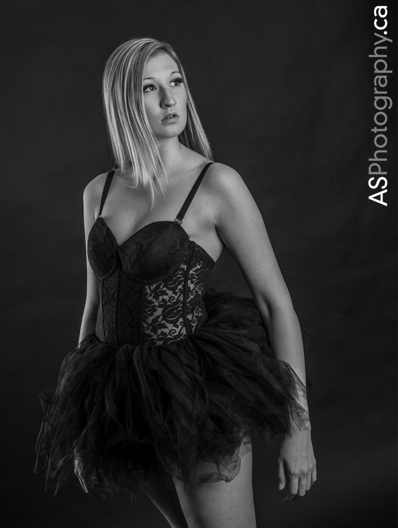 Female model photo shoot of Daniella Deyore by Andreas Schneider