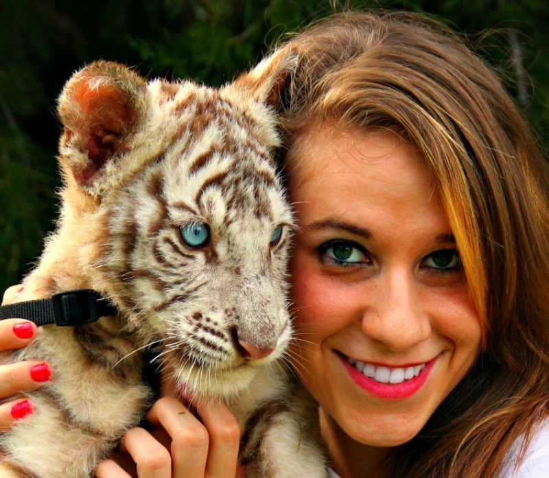 Female model photo shoot of Kimberly michelle in Gw's Exotic animal park (wynnewood, Ok)