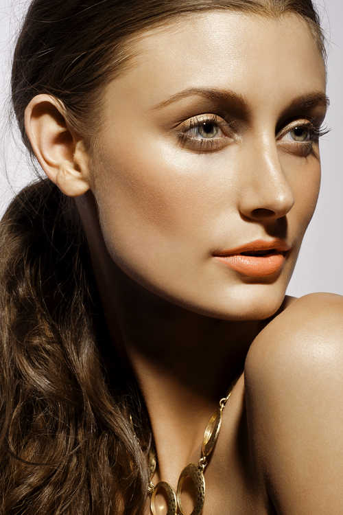Female model photo shoot of Tasha Makeup 