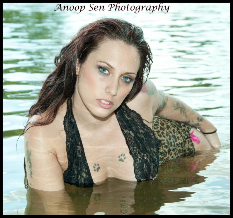 Female model photo shoot of Sarah Mclovins-Aspeck in Creditview
