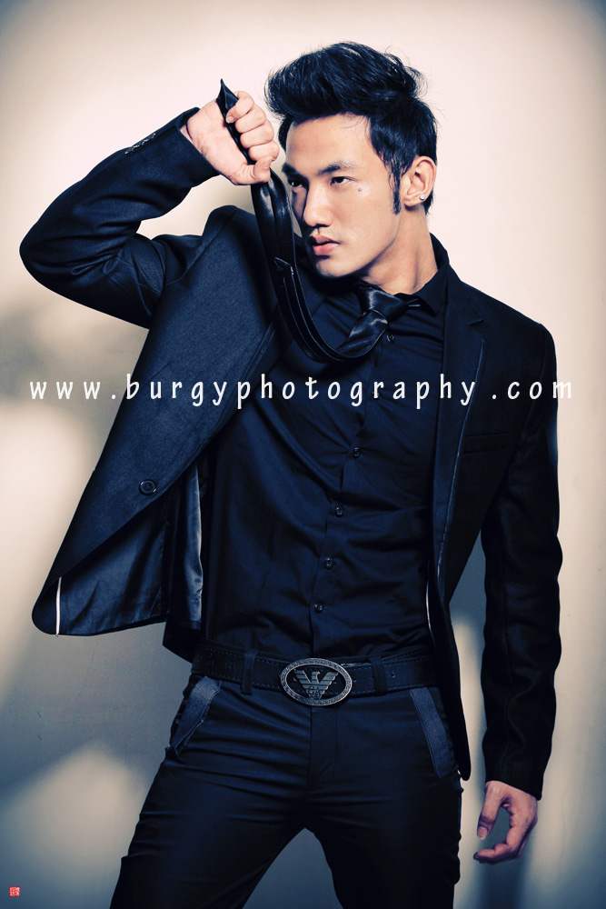Male model photo shoot of _Lee_