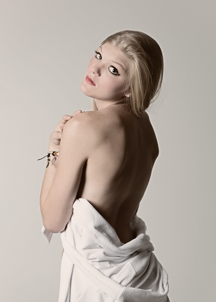 Female model photo shoot of Jessica gilliland by B_C_Photo