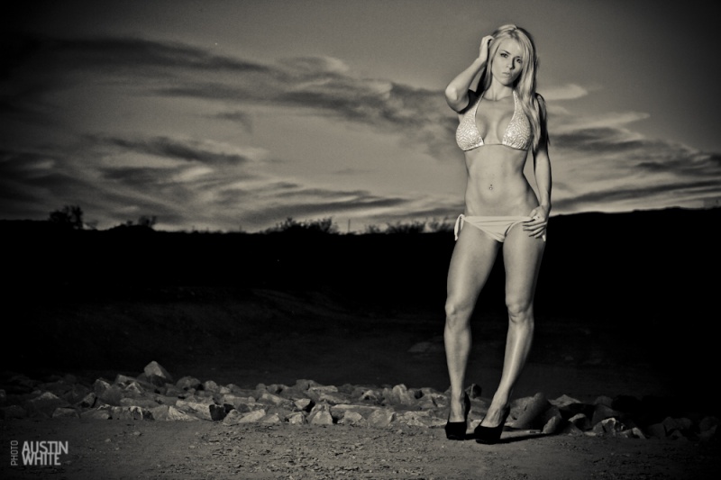 Female model photo shoot of Noelle_ in Phoenix, AZ