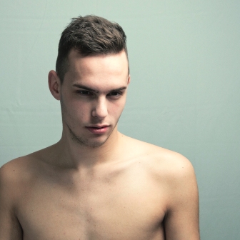 Male model photo shoot of Rens Vermeire