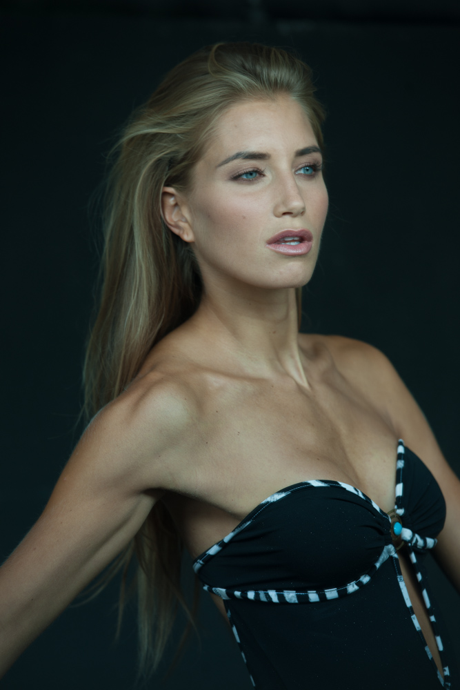 Female model photo shoot of Anette hyttemoen