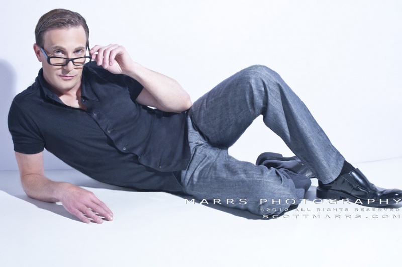 Male model photo shoot of Dsinger