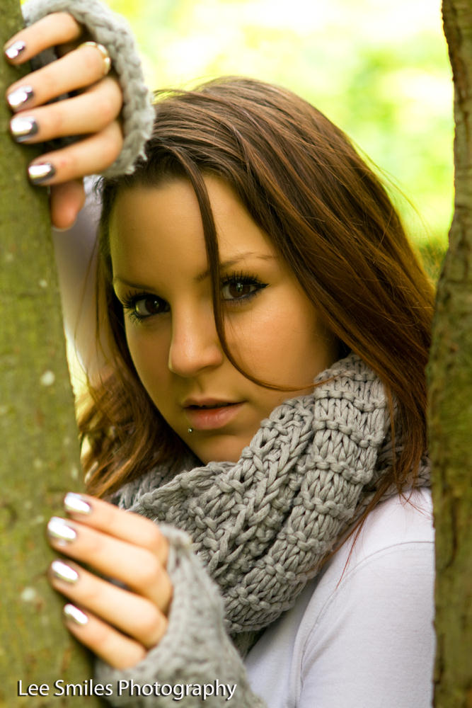 Female model photo shoot of lucie-jae in Fishponds Park - Surbiton