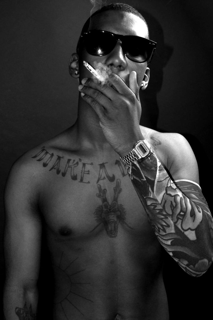 Male model photo shoot of Ricky Yakuza