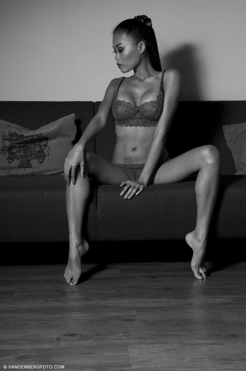 Female model photo shoot of Cara Talia