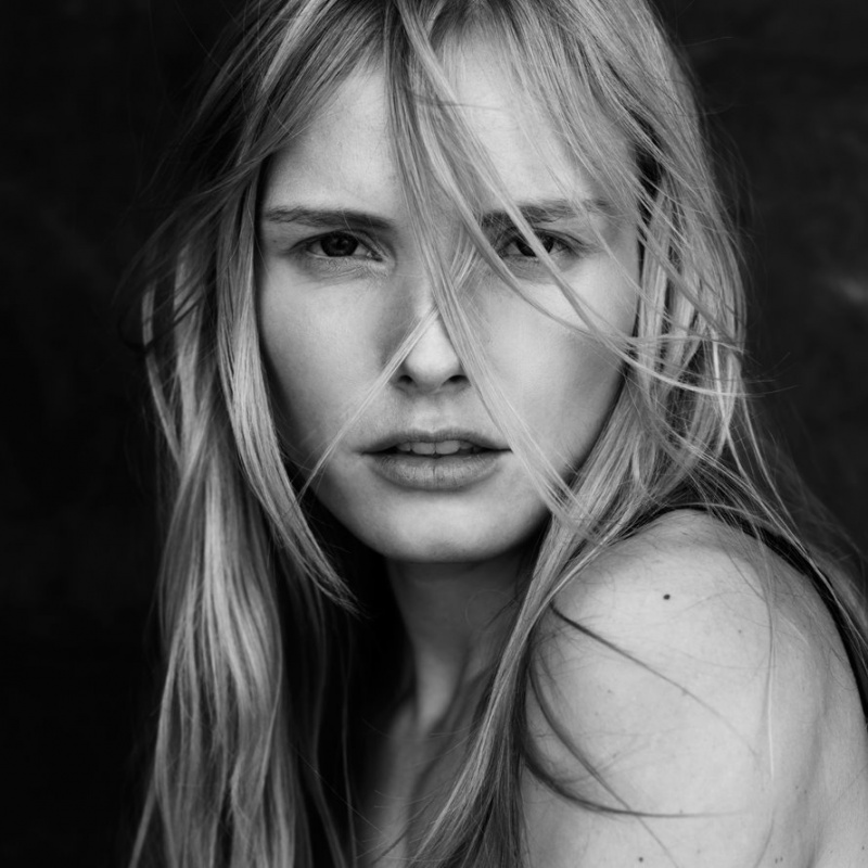Female model photo shoot of Susanne Wohnberger