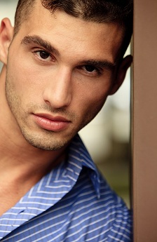 Male model photo shoot of Raphael Luis