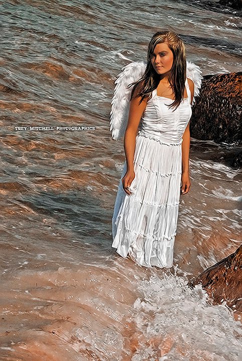 Female model photo shoot of Capri Wesley