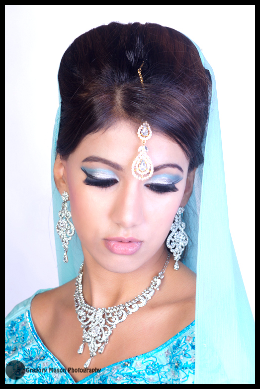 Female model photo shoot of Kiran Thiara