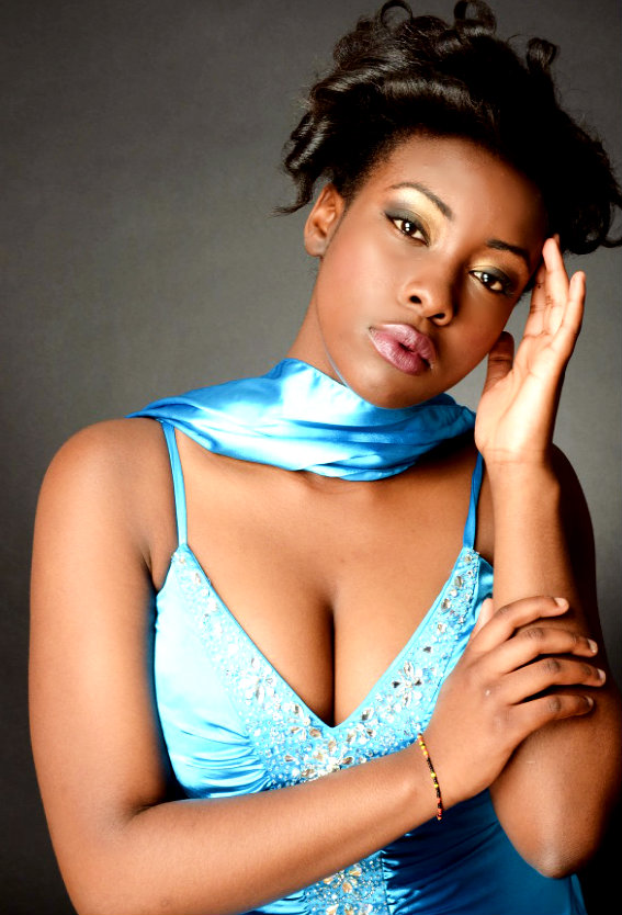 Female model photo shoot of Anitha Nyangezi 