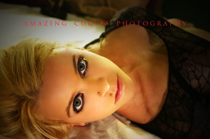 Female model photo shoot of Cindy_Lou by Amazing Curves 