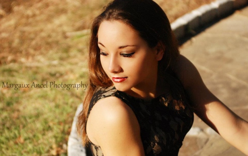Female model photo shoot of Brooke-Ashley P