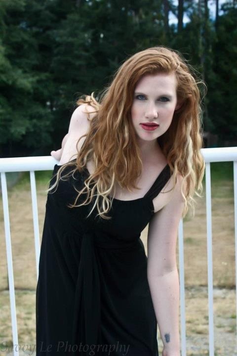 Female model photo shoot of Laura Mudge
