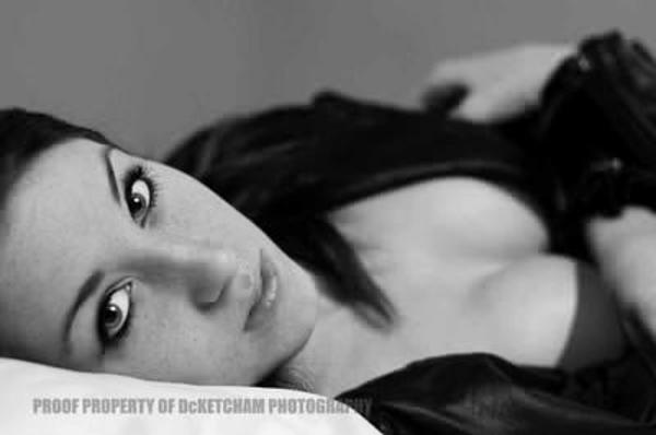 Female model photo shoot of Lindsey Tilberg