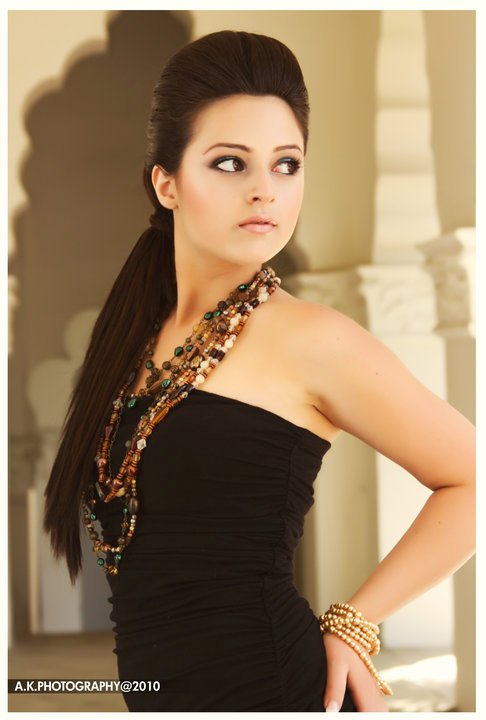Female model photo shoot of Skylar Melek in Brand Library