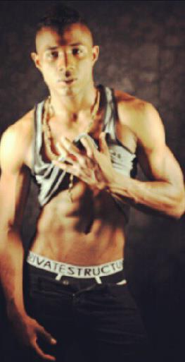 Male model photo shoot of Devion LaValle-Young 
