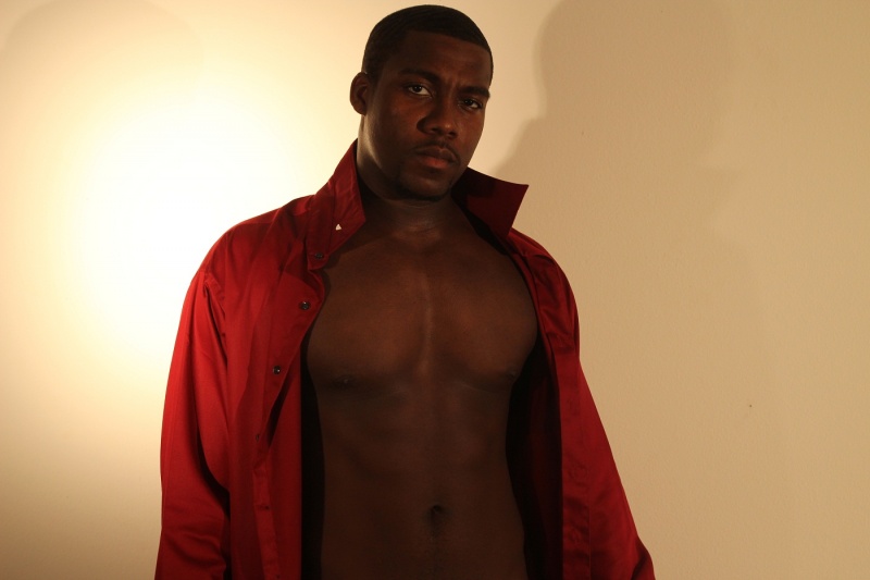 Male model photo shoot of Kenneth Bowen