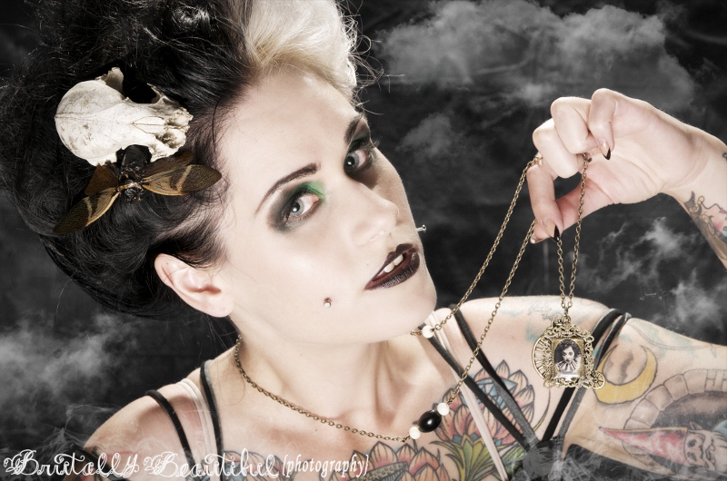Female model photo shoot of Theresa Rock by Brutally Beautiful foto, makeup by Nightshade Beauty