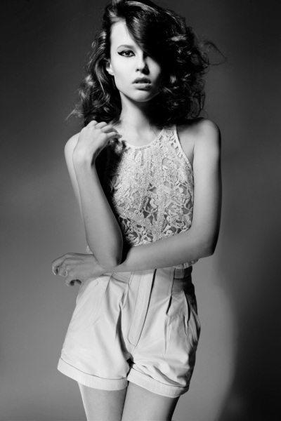 Female model photo shoot of Vika Koslov in Hollywood