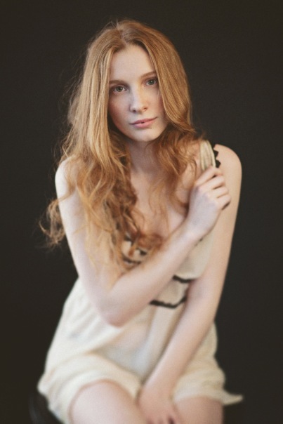 Female model photo shoot of Mariya Bondareva in Almaty, Kazachstan