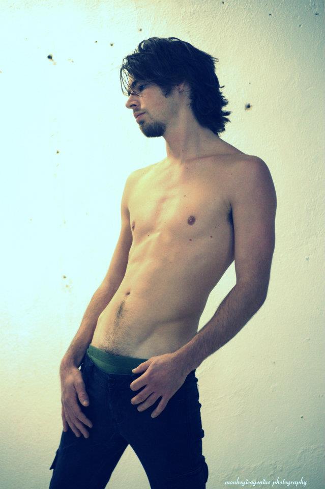 Male model photo shoot of Christoph Montoya