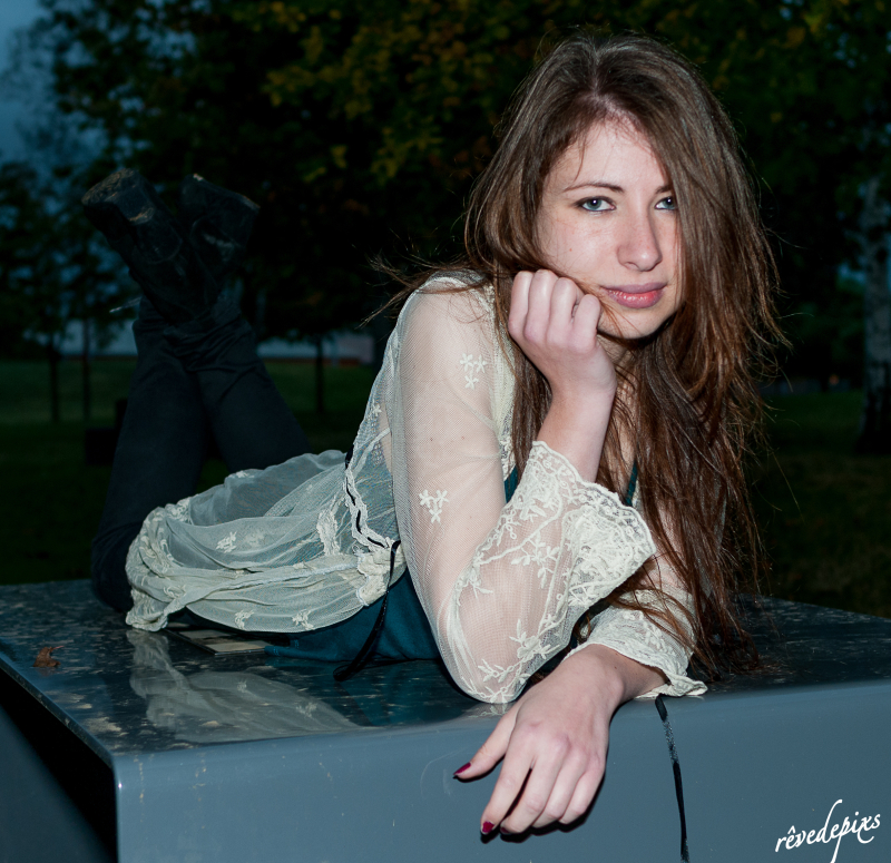 Female model photo shoot of Meggie Wood in Blagnac