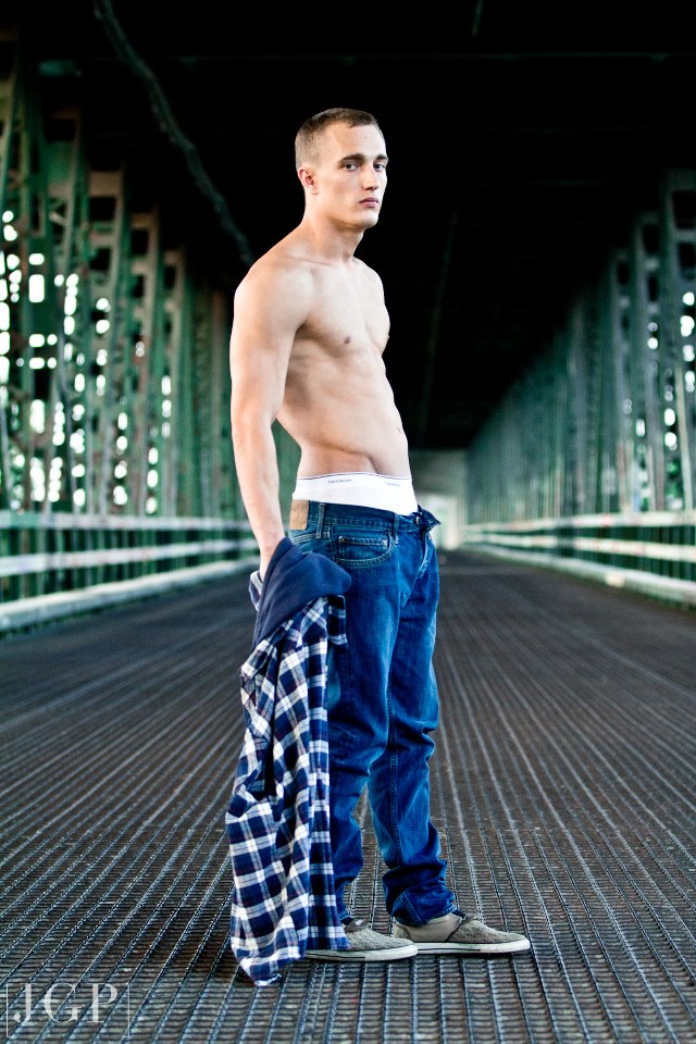 Male model photo shoot of Mark Channing in Kansas City, MO